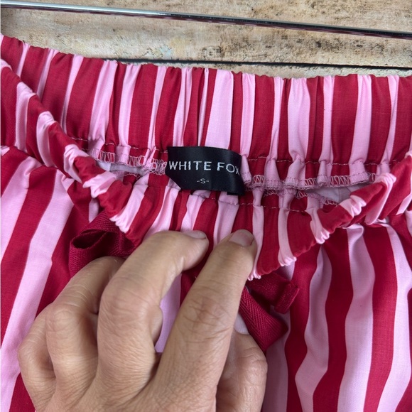 White Fox Boutique Candy Stripe Pajama Shorts Sz Small - Picture 4 of 4